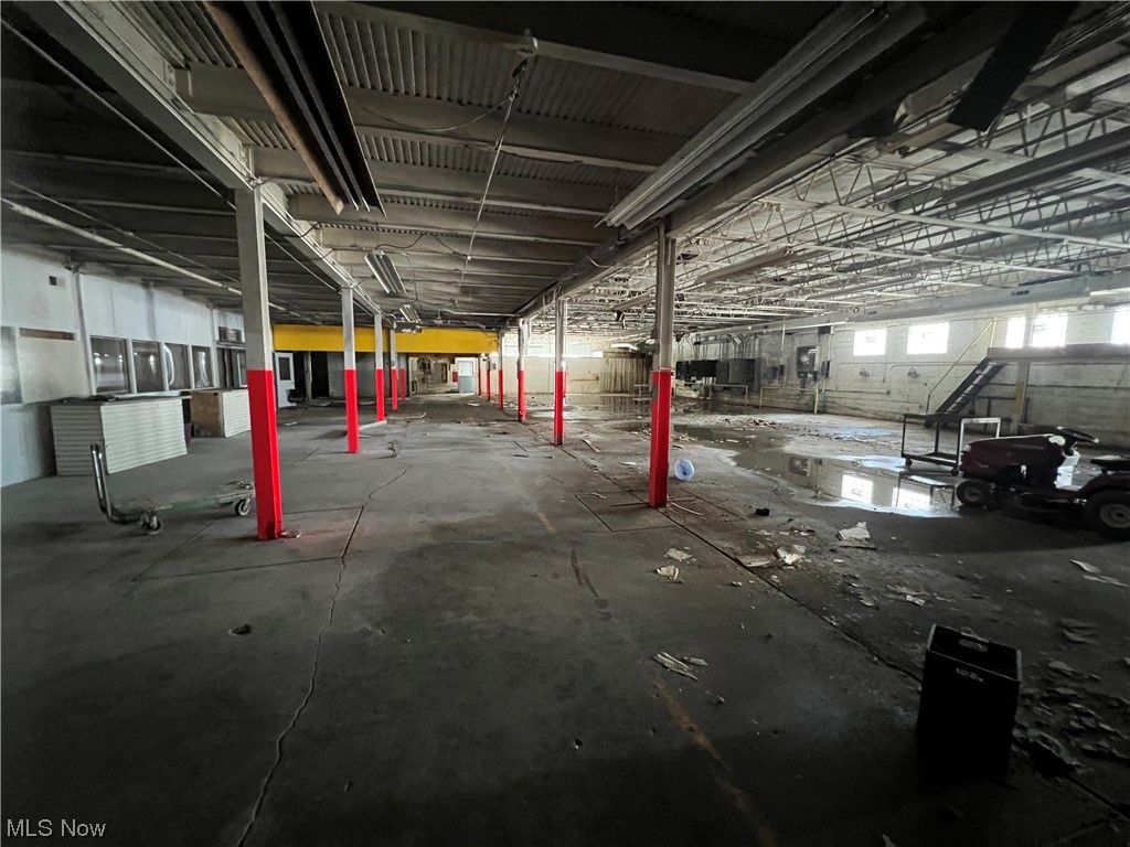 Bedford - Commercial Sale