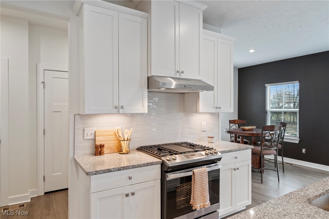 6182 James Drive, Lorain, Ohio image 10