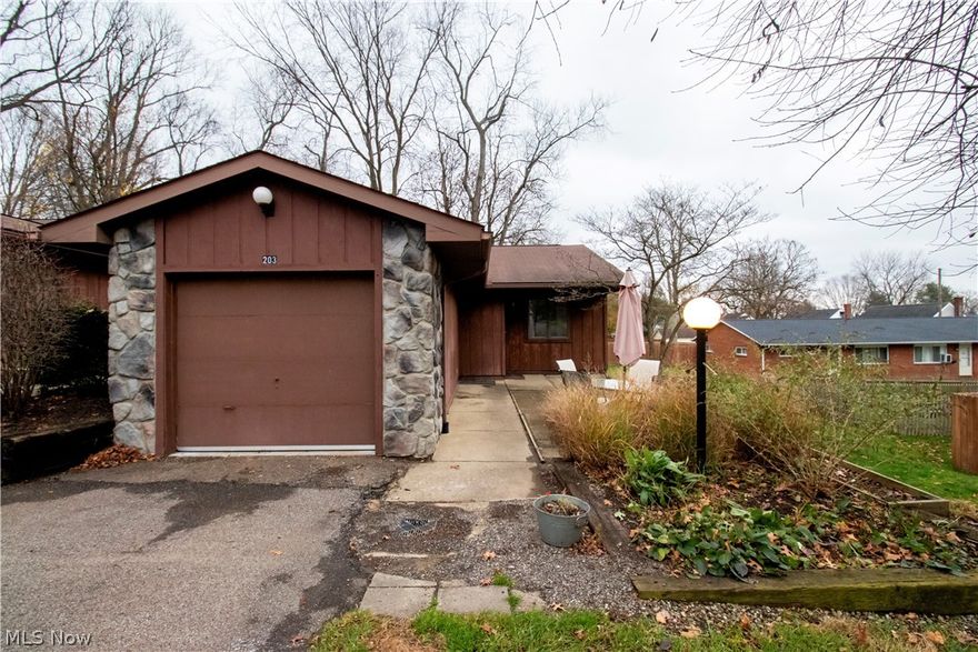 Convenience is key and this unit offers that with its location and one floor living. Tucked away at the north end of Washington, many people don't even know it's there and is within a short stroll to the College of Wooster. Seller has given the entire unit a facelift with a remodeled kitchen that includes newer appliances, refaced kitchen cabinets, countertops, sink/faucet/disposal and backsplash. Remodeled bathroom with shiplap, sink/faucet, toilet and paint. On demand hot water heater replaced in 2020 with cleanout connections. All new flooring throughout along with fresh paint in every room and updated light fixtures and ceiling fans. Outside you'll enjoy an extended patio space that seller added (HOA said the added concrete to patio was permitted but is the owners responsibility) and the new raised flower beds with perennials that seller planted. Corner unit with green space to the south and east. Worth your time to look.