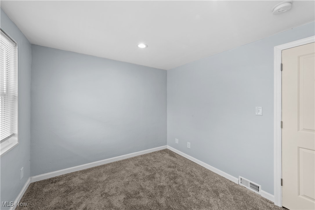 22650 Fox Avenue #H20, Euclid, Ohio image 17