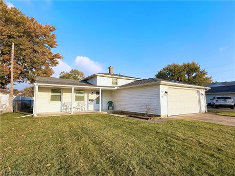 Tiny photo for 4221 Marshall Avenue, Lorain, OH 44053 (MLS # 5255854)