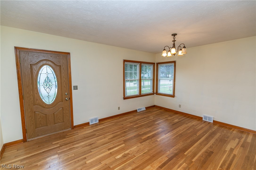 Lagrange - Residential