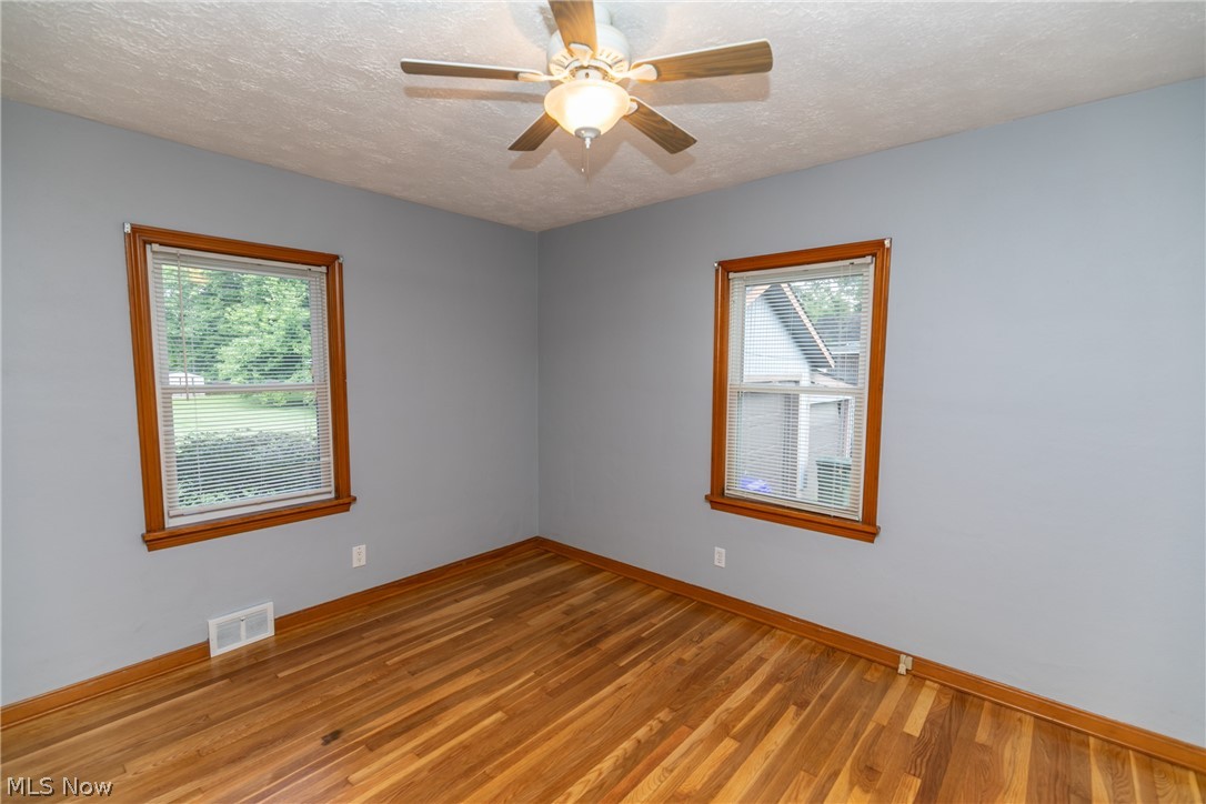 Lagrange - Residential