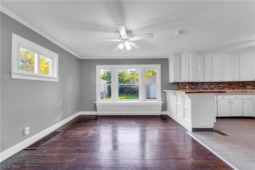 Walton Realty Co - Residential Lease