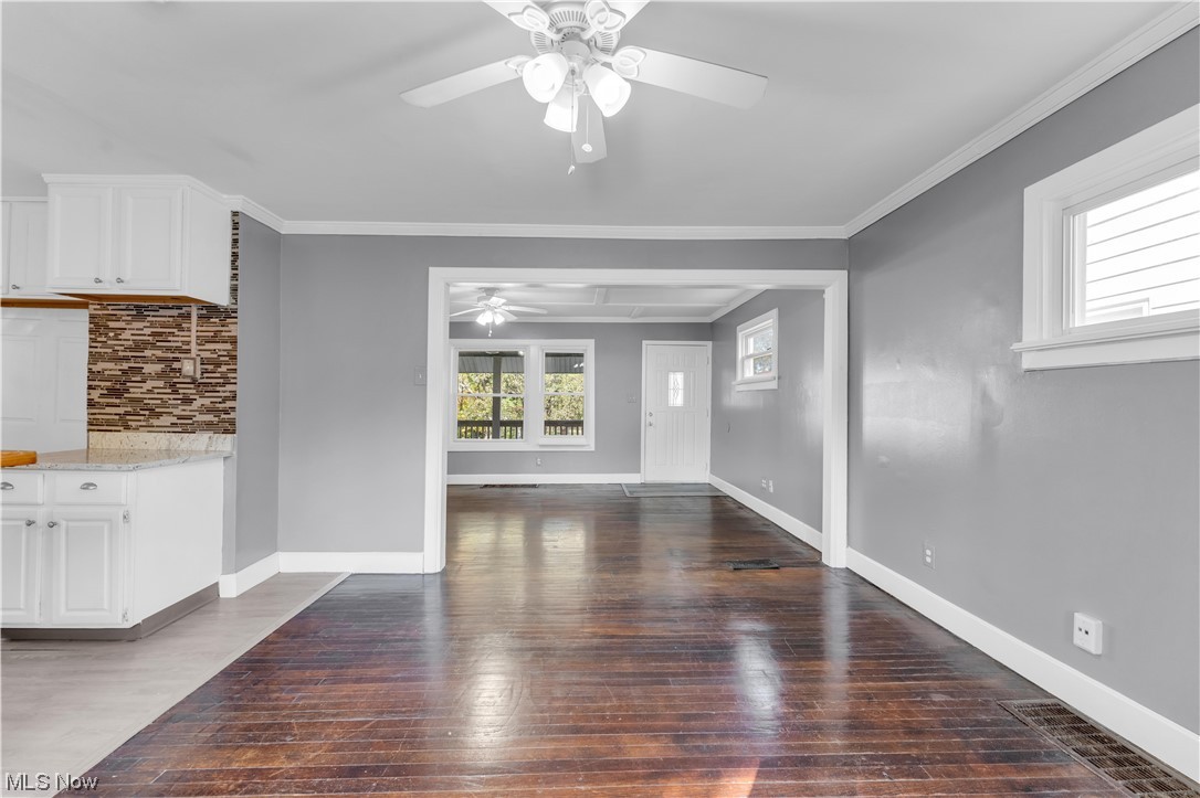 Walton Realty Co - Residential Lease