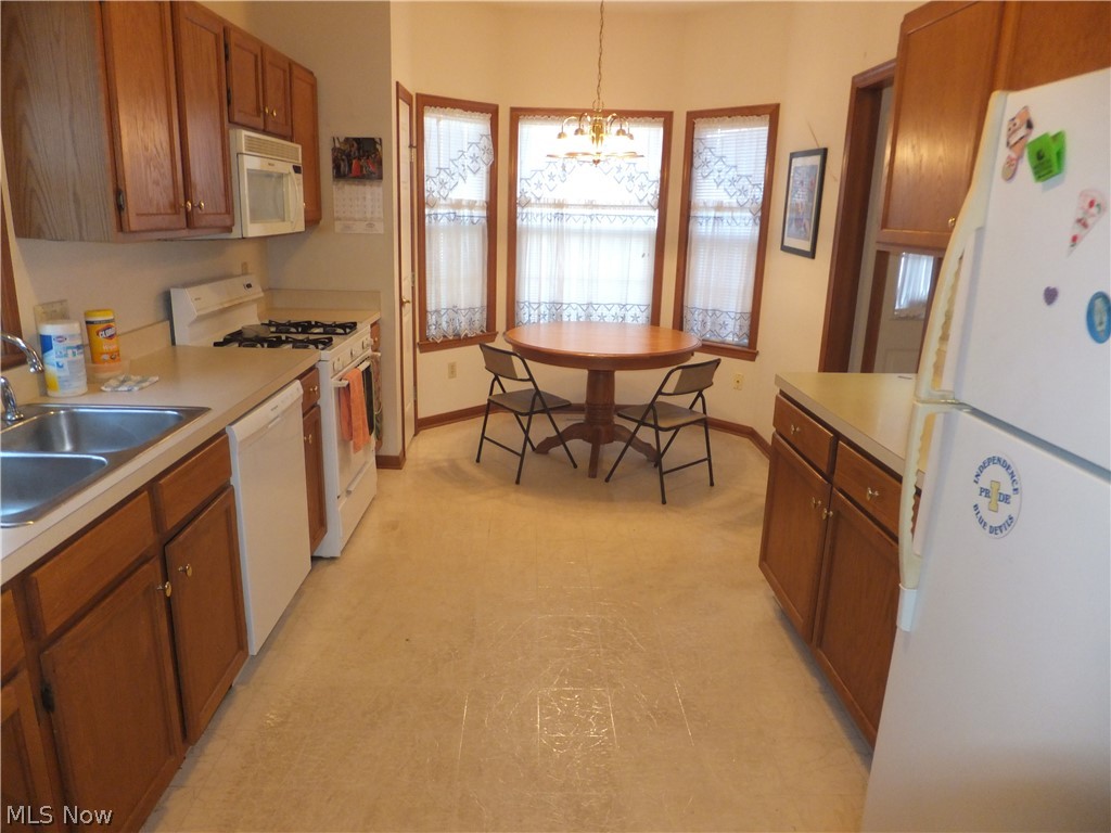 Village/Seven Hills Condo Ph 03 - Residential