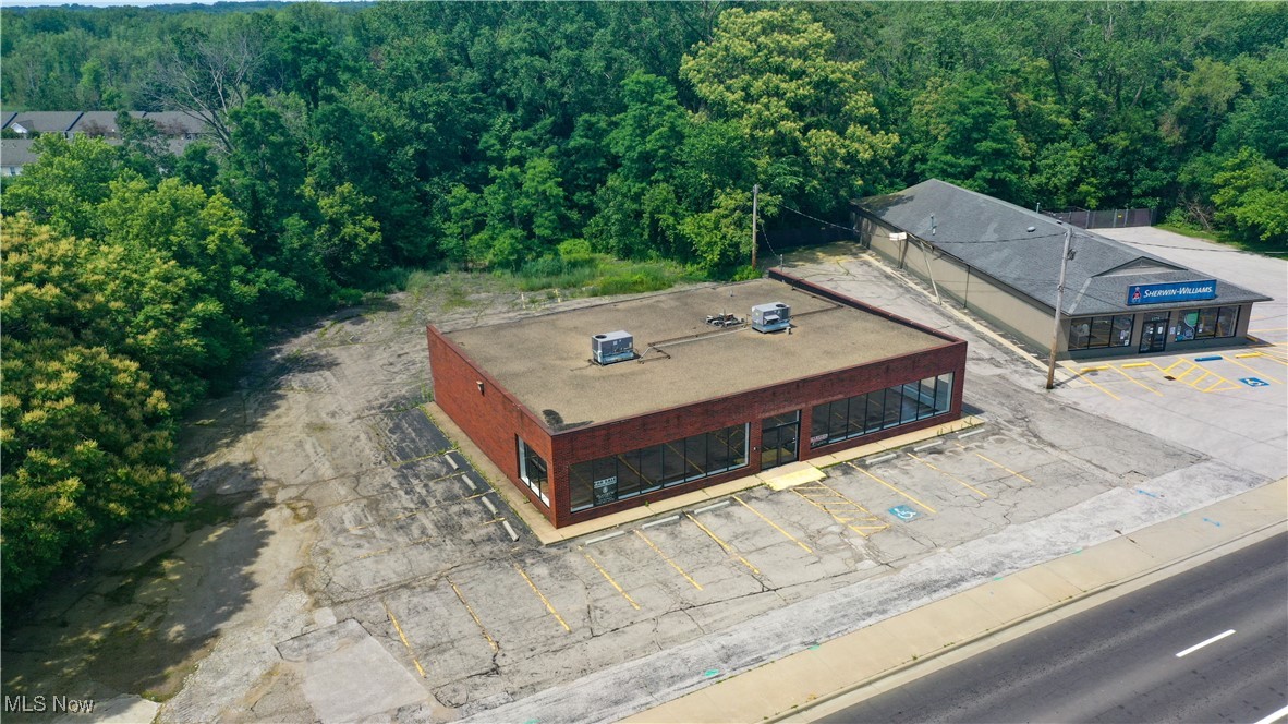 Saybrook - Commercial Sale