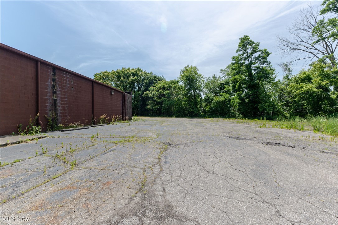 Saybrook - Commercial Sale