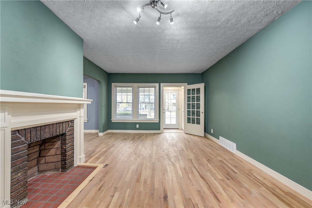 Meadowbrook Land Cos Cedar-Ta - Residential