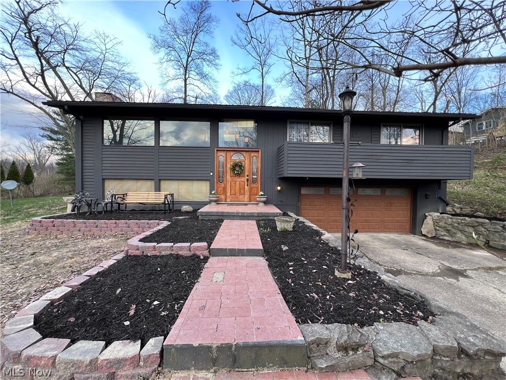 Photo of 2168 Earl Drive, Zanesville, OH 43701 (MLS # 5197158)