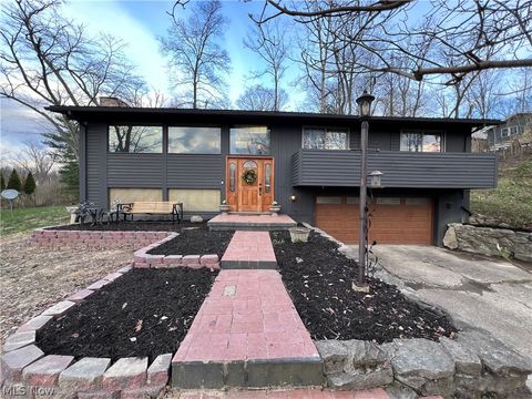 Homes For Sale - 2168 Earl Drive<br/> Muskingum County, Zanesville, OH 43701