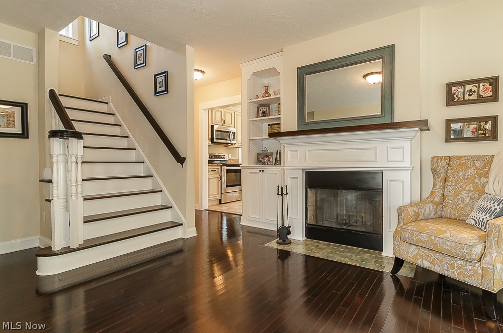 Willoughby Township 13 - Residential