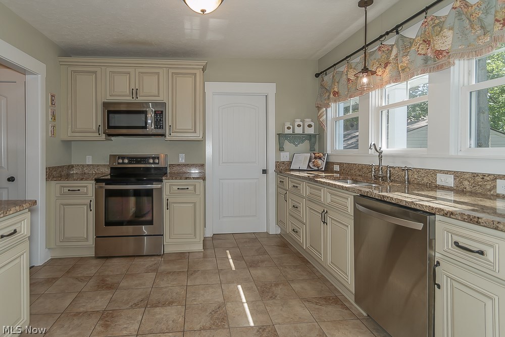 Willoughby Township 13 - Residential
