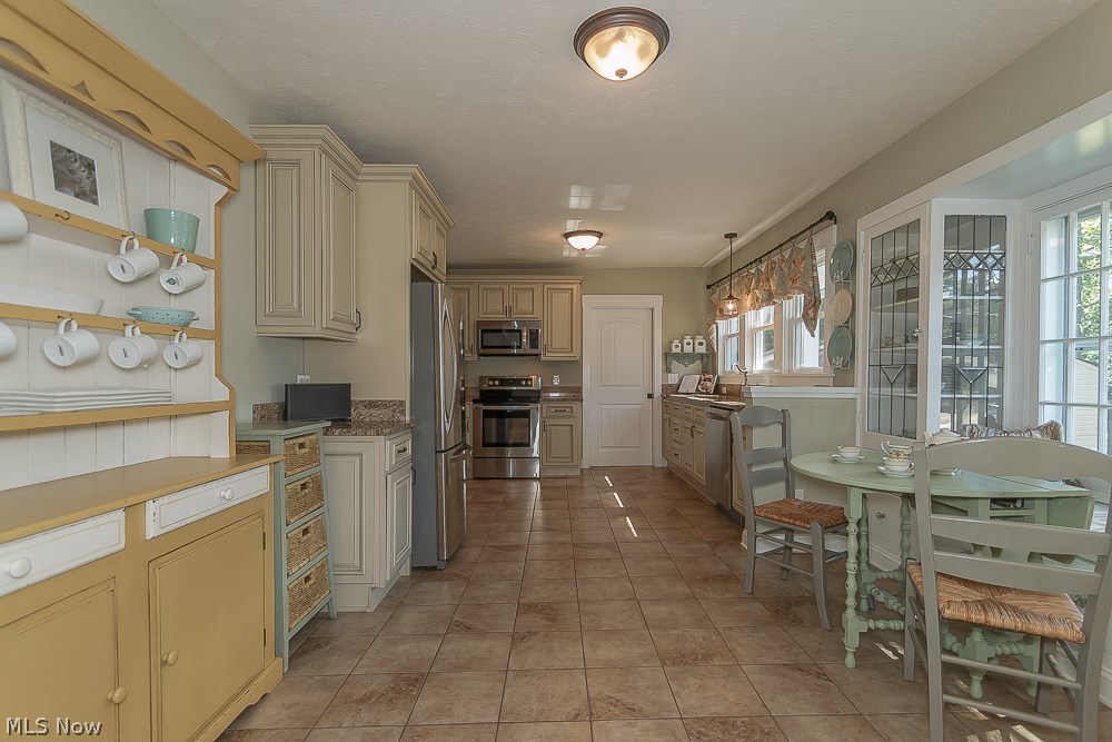 Willoughby Township 13 - Residential