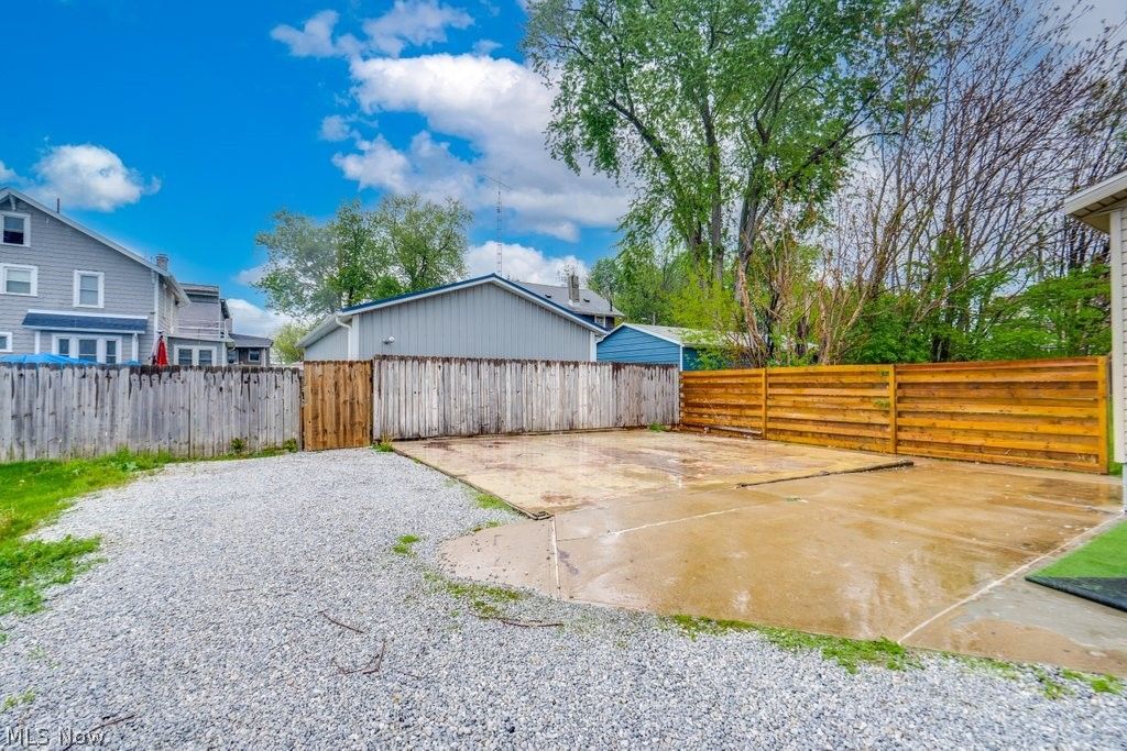Photo of 3027 Glen Place NW, Canton, OH 44708 (MLS # 5205244)