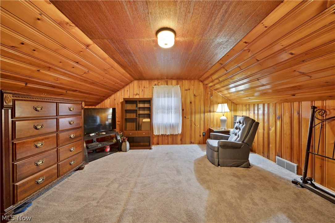 Frank Berzins Chardon Estates 03 - Residential