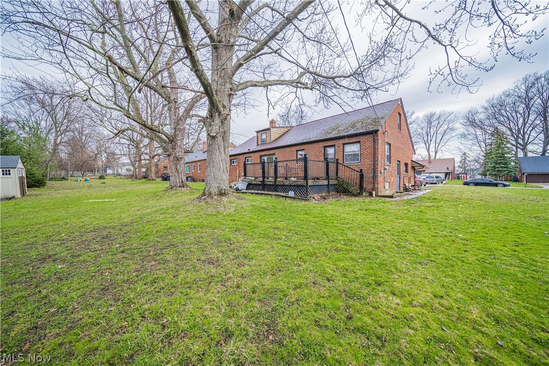 Frank Berzins Chardon Estates 03 - Residential