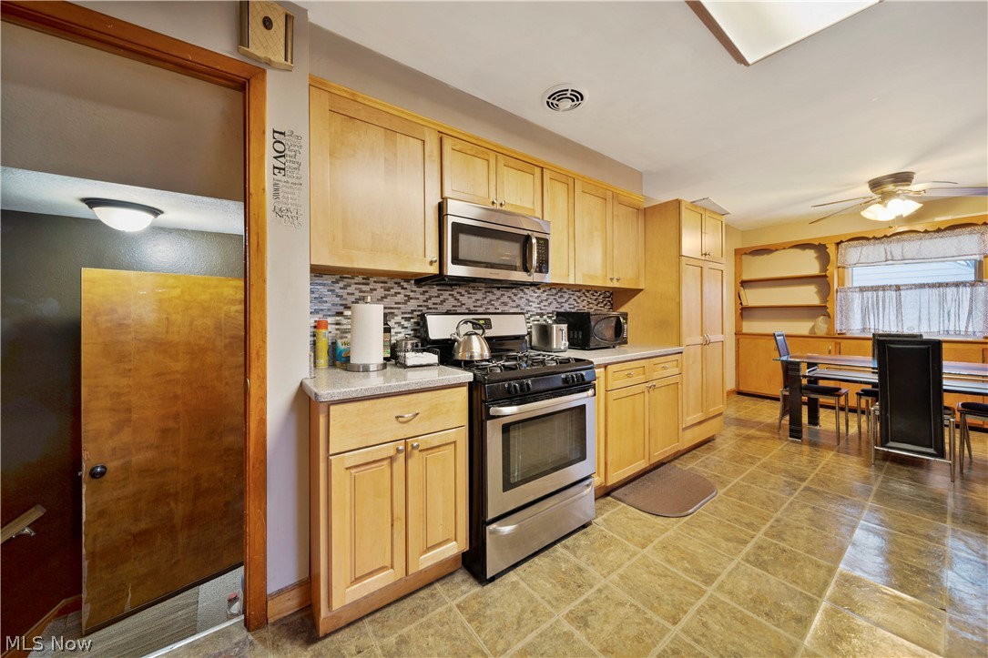 Frank Berzins Chardon Estates 03 - Residential