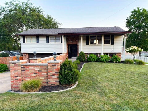 Homes For Sale - 312 Donahey Avenue<br/> New Philadelphia, OH 44663