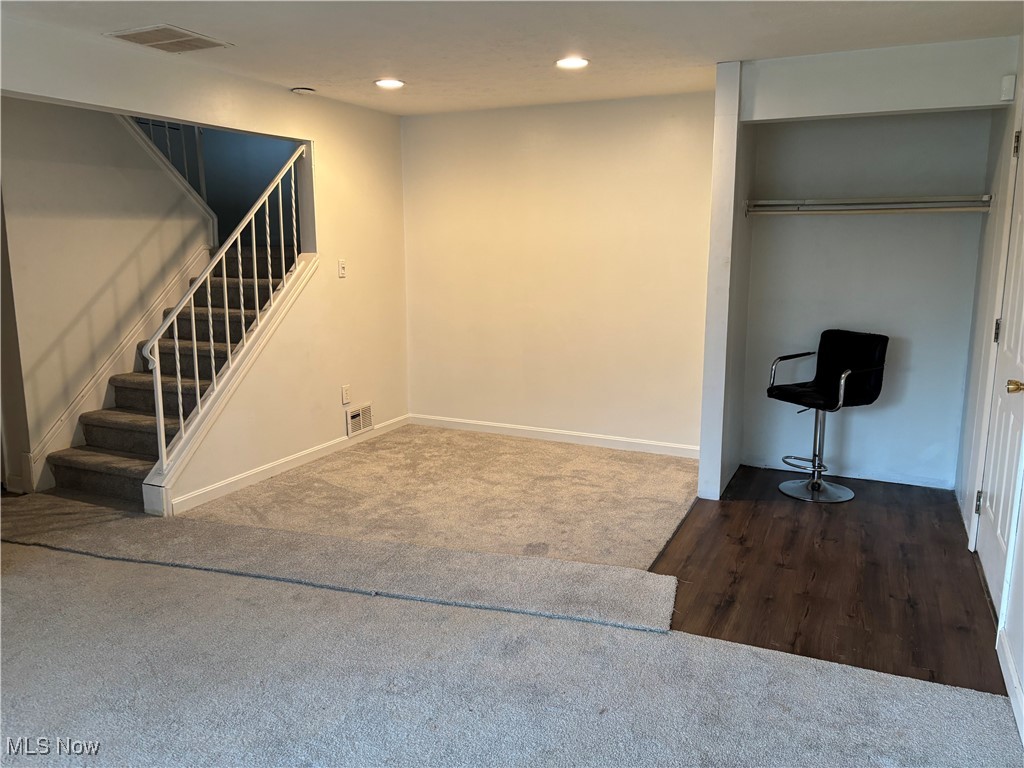 Coachmans Trail Condo - Residential