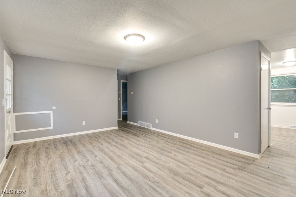 2318 3rd Street, Canton, Ohio image 5