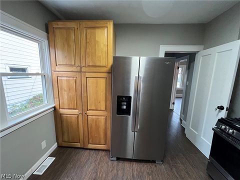 Tiny photo for 3569 W 147th Street, Cleveland, OH 44111 (MLS # 5210584)