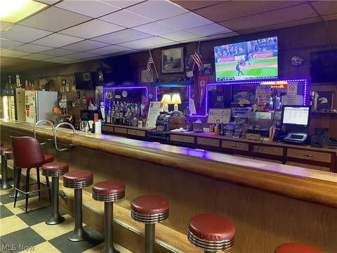 Tiny photo for 915 Wooster Road W, Barberton, OH 44203 (MLS # 5185935)