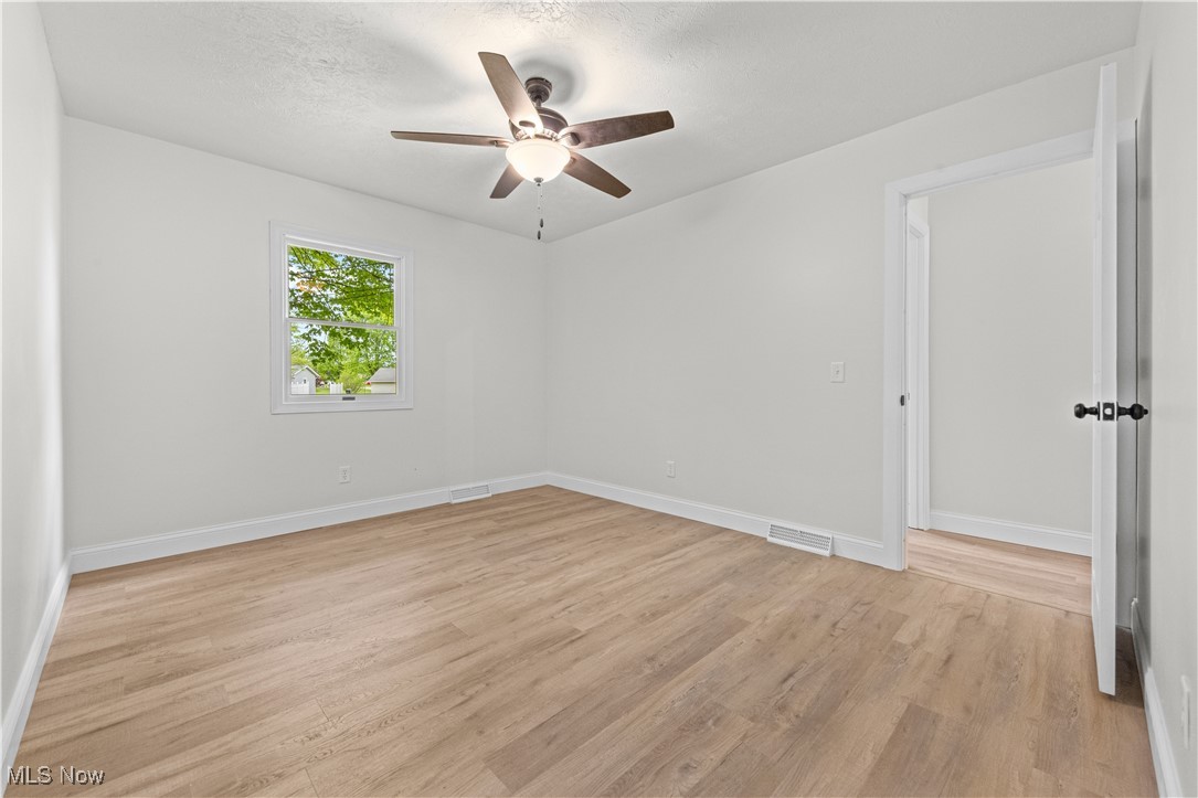 2345 Zircon Street, Canton, Ohio image 32