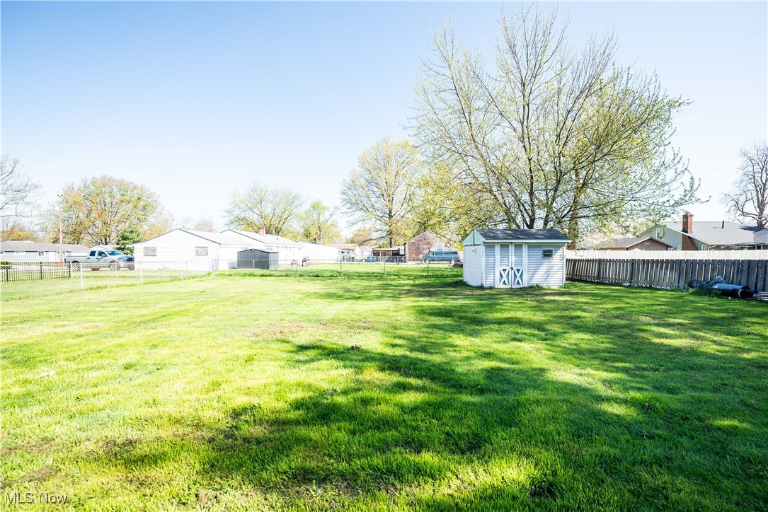 7275 Eric Drive, Mentor, Ohio image 23