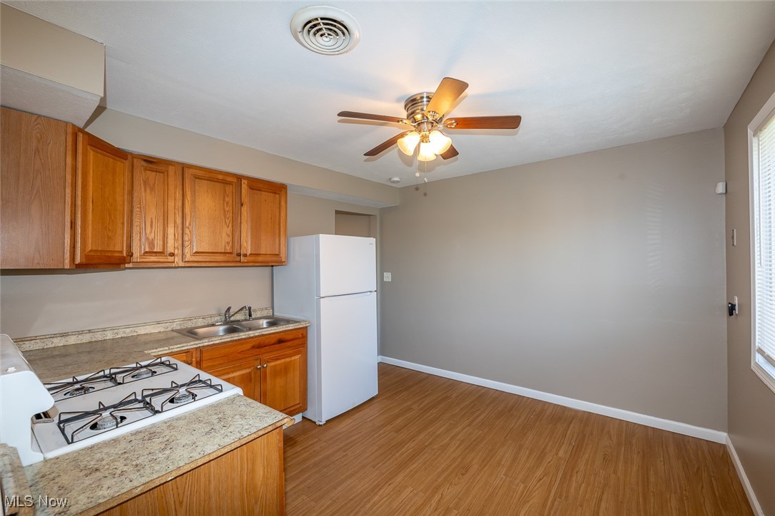 16225 Edgewood Court, Maple Heights, Ohio image 12