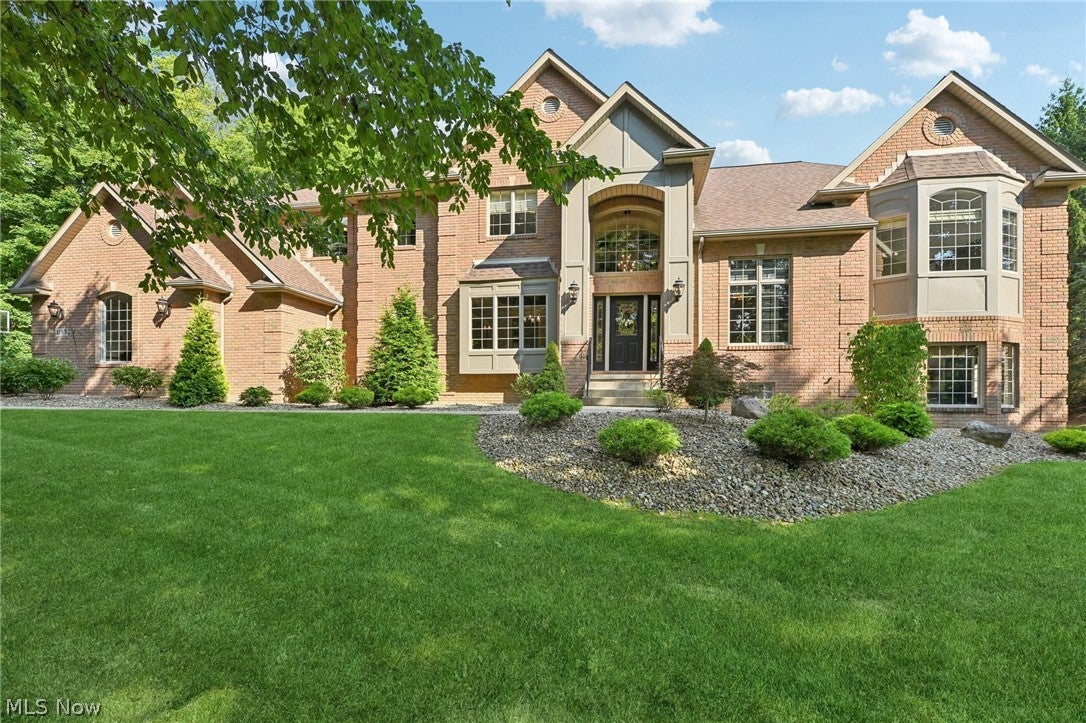 1185 Kings Ridge