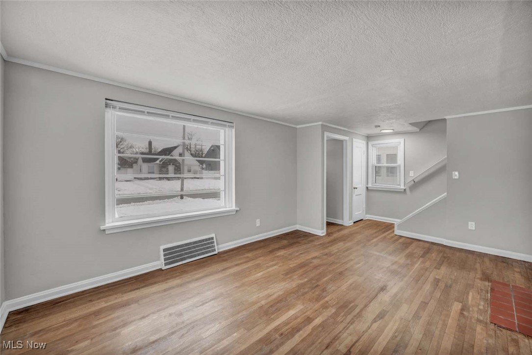 Shore View 02 - Residential