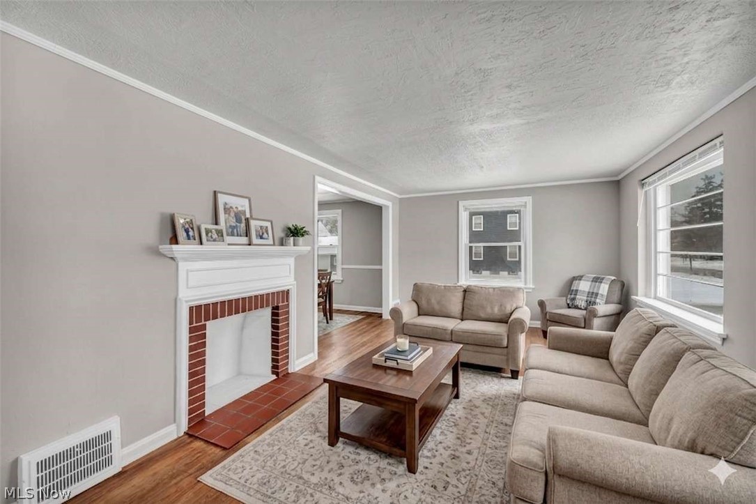 Shore View 02 - Residential