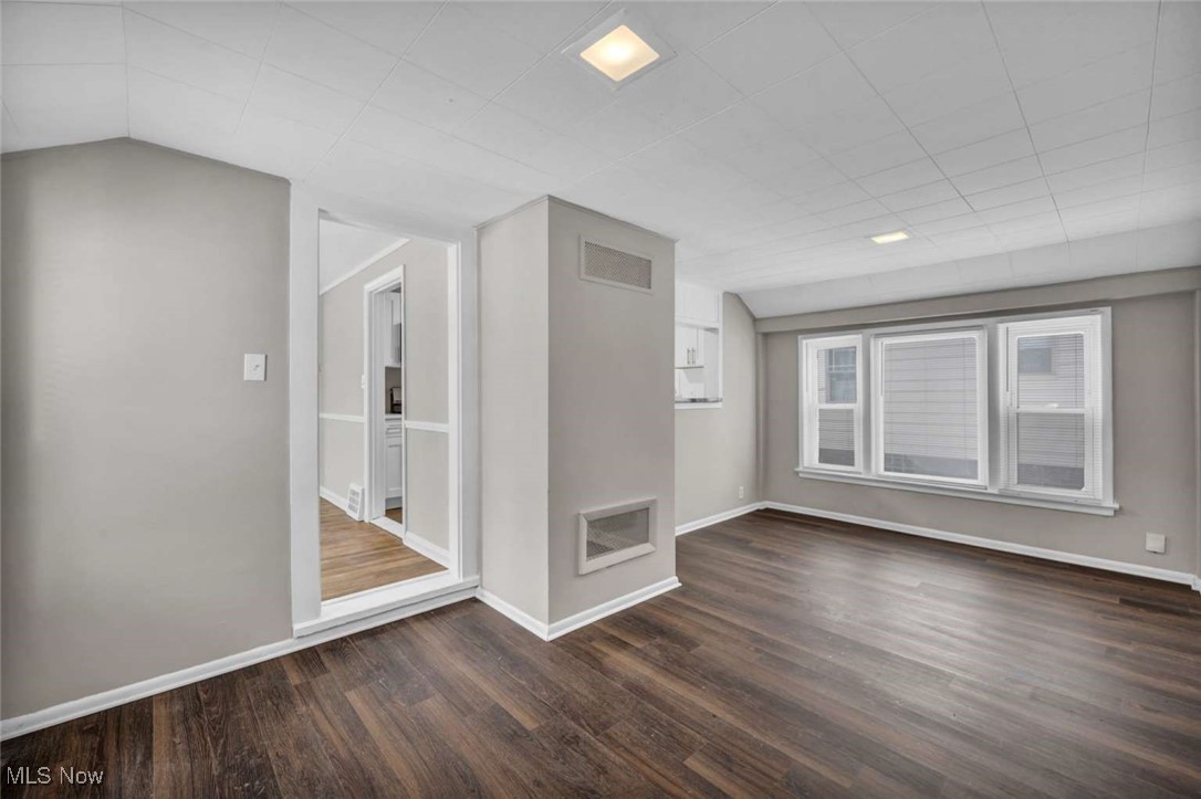 Shore View 02 - Residential