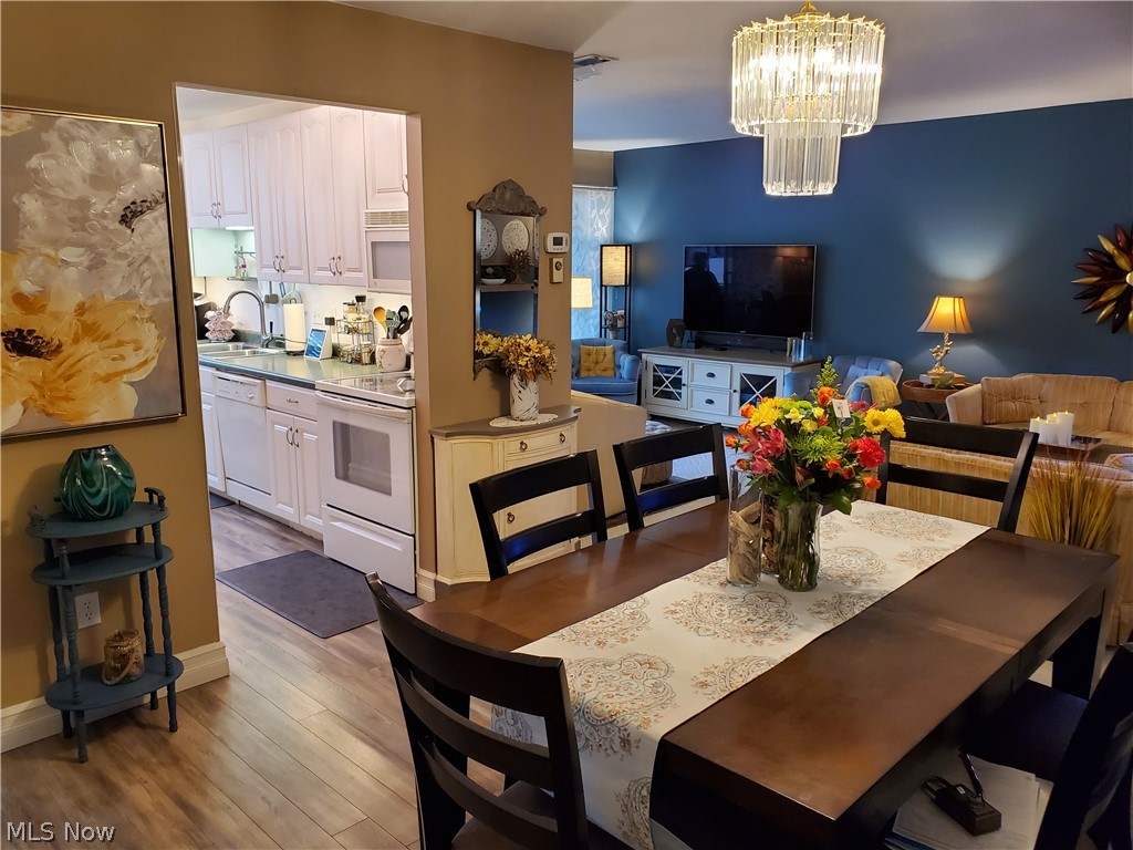 Silver Lake Towers - Residential