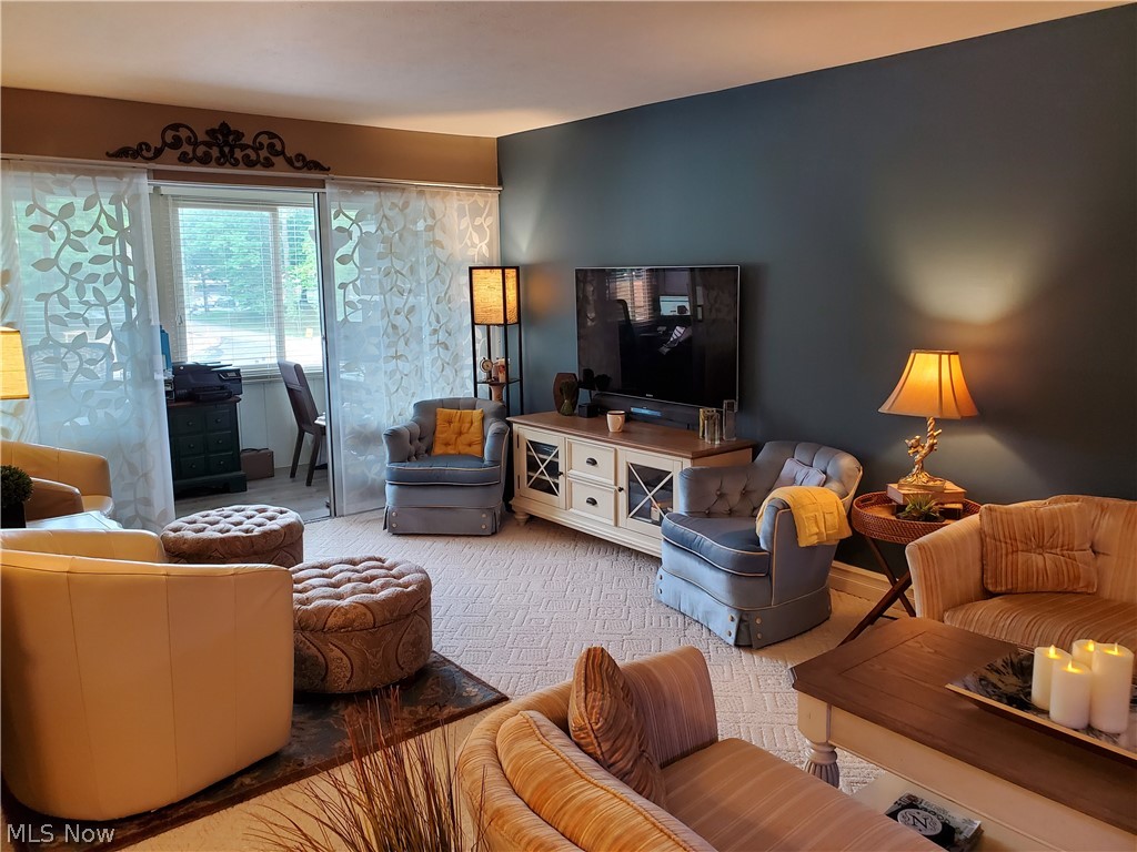 Silver Lake Towers - Residential