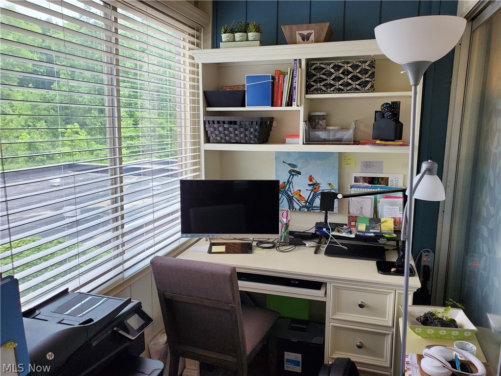 Silver Lake Towers - Residential