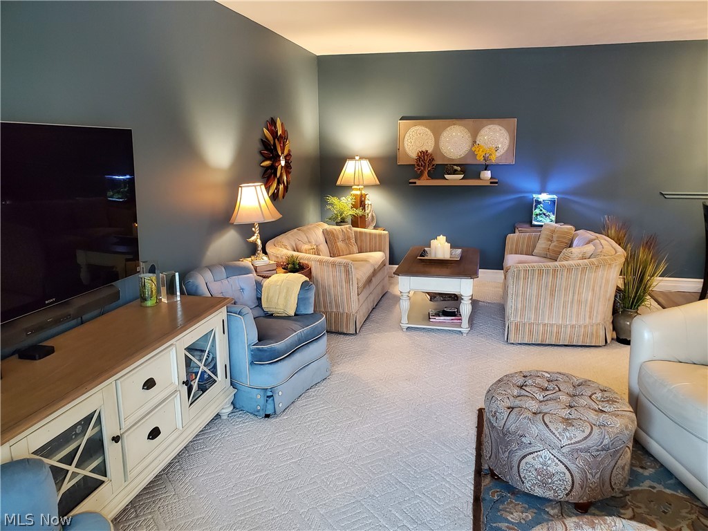 Silver Lake Towers - Residential