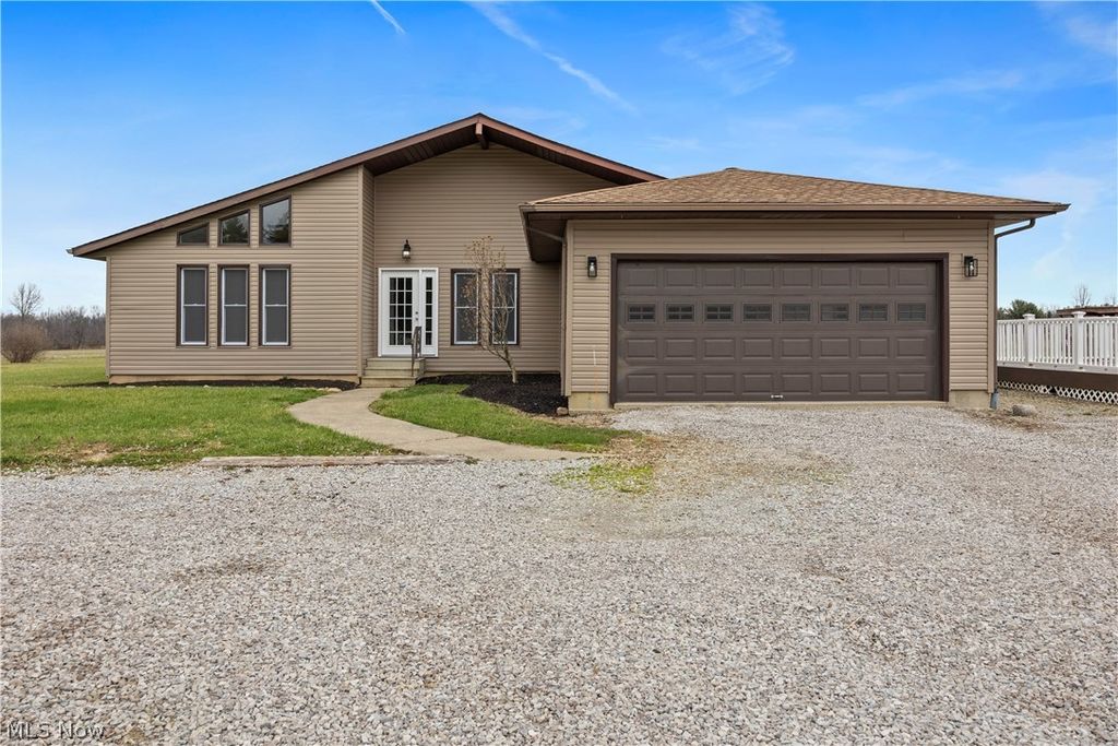 Photo of 36220 Neff Road, Grafton, OH 44044 (MLS # 5197767)