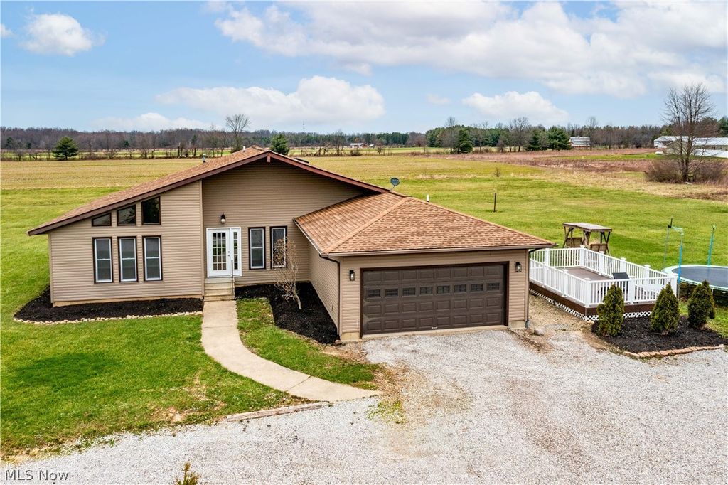 Photo of 36220 Neff Road, Grafton, OH 44044 (MLS # 5197767)