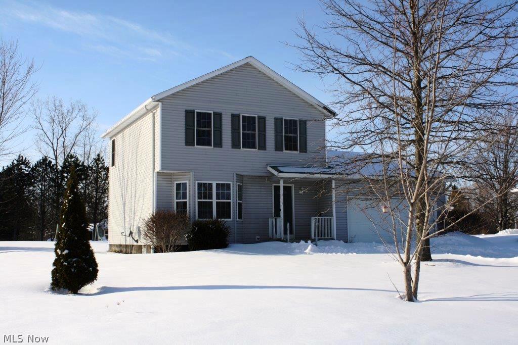 A great family home in a gated community. Natural light streams through the bay window of the large living room making it a great spot to relax or entertain. The family chef will love this eat in kitchen that boasts new cupboards, countertops and flooring. A convenient laundry room and half bath complete the first floor. Wide stairs lead to the 2nd floor master suite, 2 additional large bedrooms, another full bath and lots of storage. The basement is clean and dry and could easily be finished. Fresh paint, carpeting and flooring throughout the home is a great plus. Home owners have privileges to the lake, swimming pool and much more.