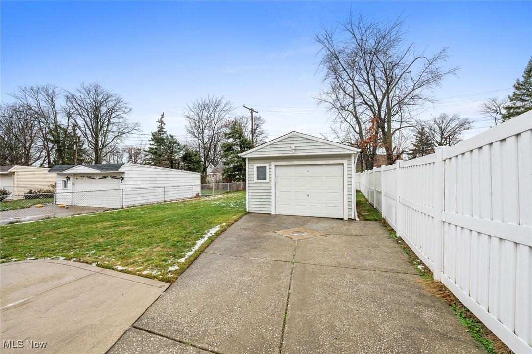 Knickerbocker - Residential