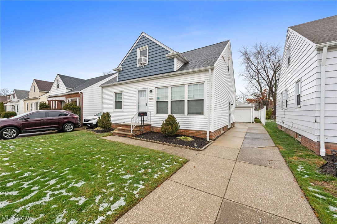 Knickerbocker - Residential