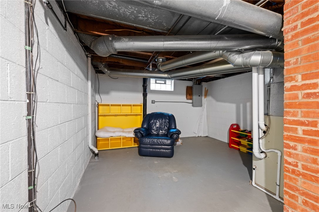 Knickerbocker - Residential