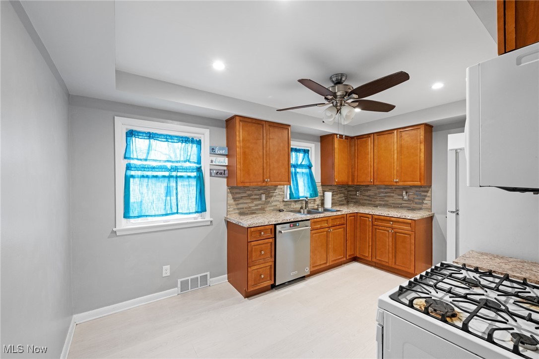 Knickerbocker - Residential