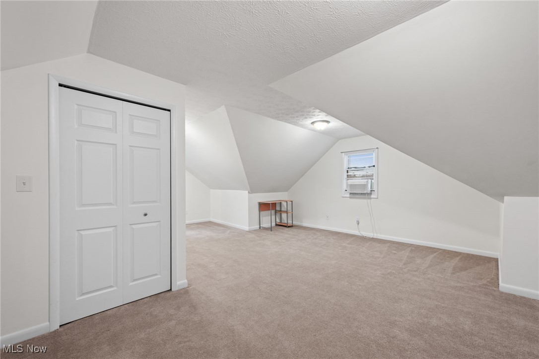 Knickerbocker - Residential