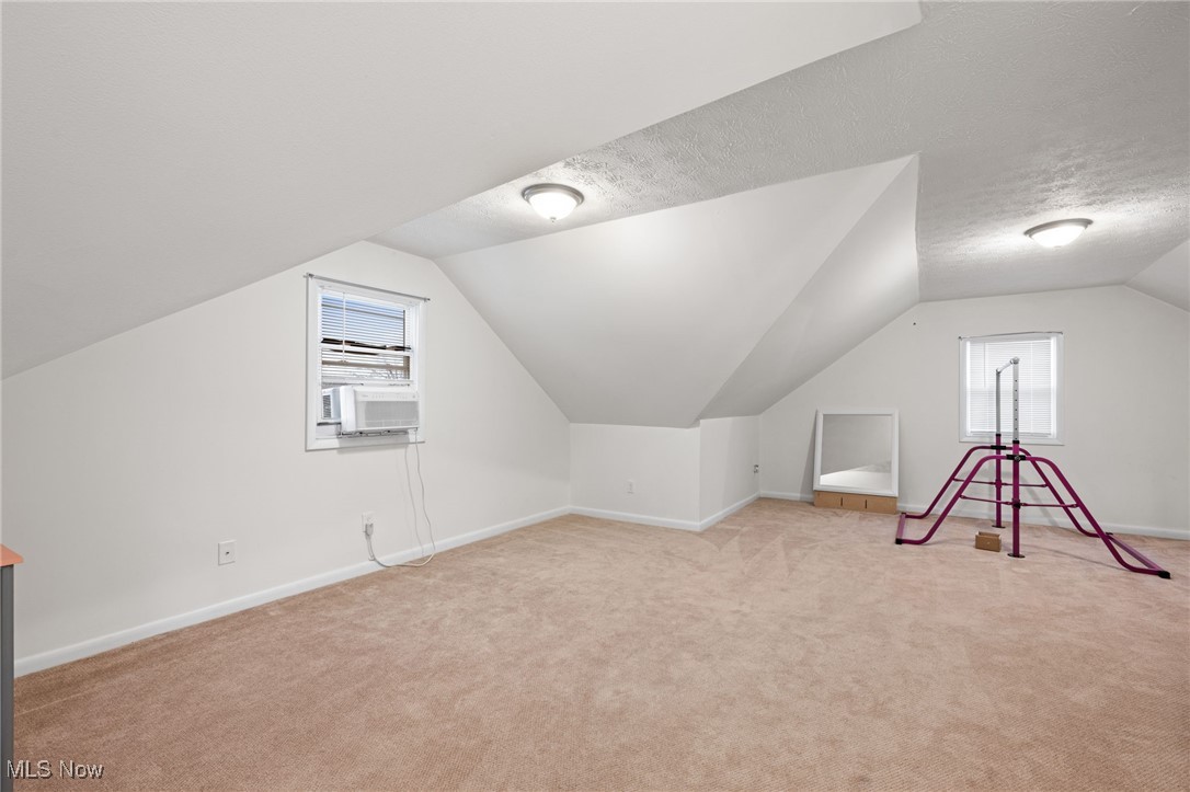 Knickerbocker - Residential