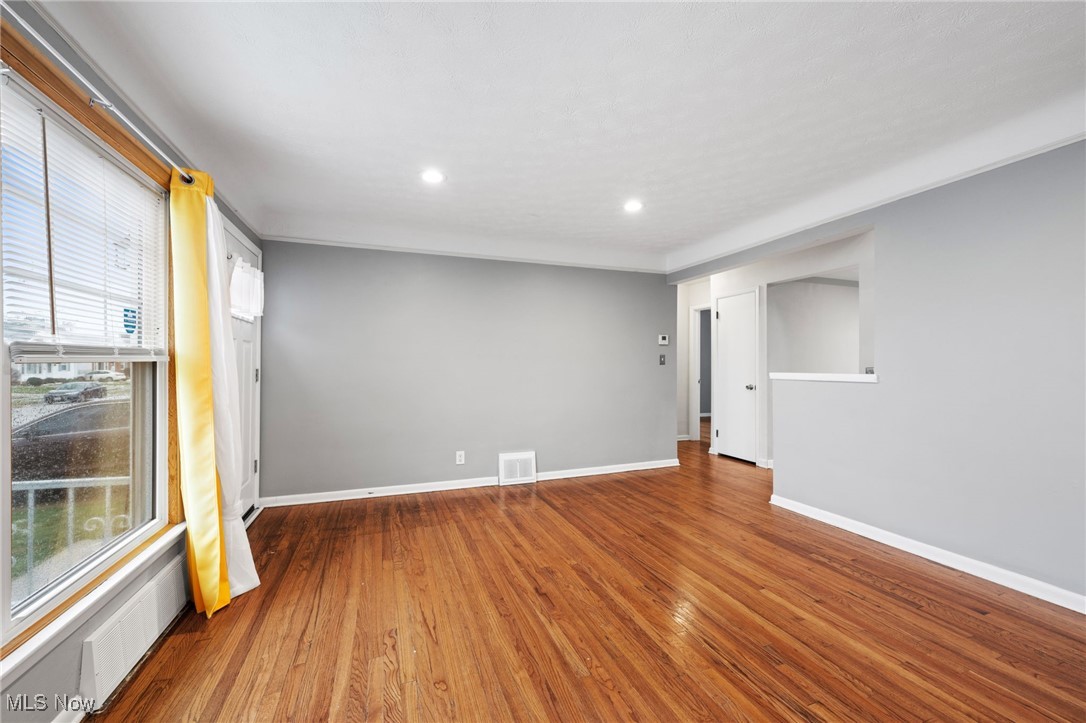 Knickerbocker - Residential