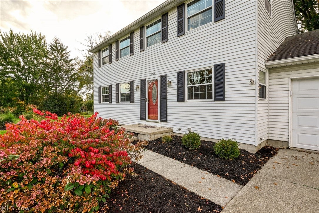 1800 Carver Lane