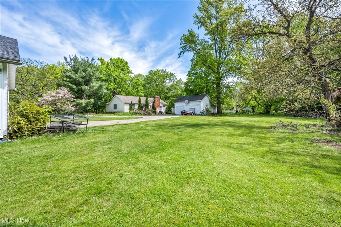 7435 Little Mountain Road, Mentor, Ohio image 12